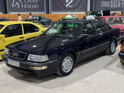Audi V8