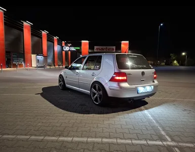 Volkswagen golf 4